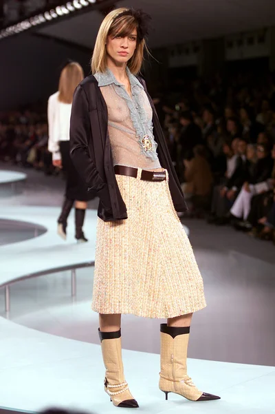 Look 28